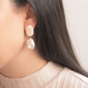 Elysian Theory baroque pearl drop earrings